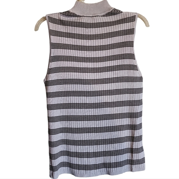 Vintage Burberrys Silk Blue Striped Sleeveless Ribbed Knit Women's Top S… - Picture 5 of 16